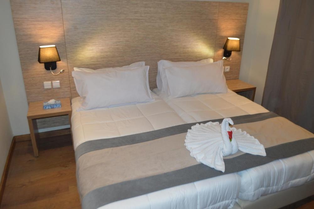 Room image 4